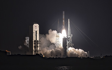 Delta IV launch