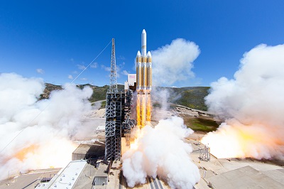 ULA NROL-82 Delta Heavy IV (2) -- Flickr (Resized).jpg