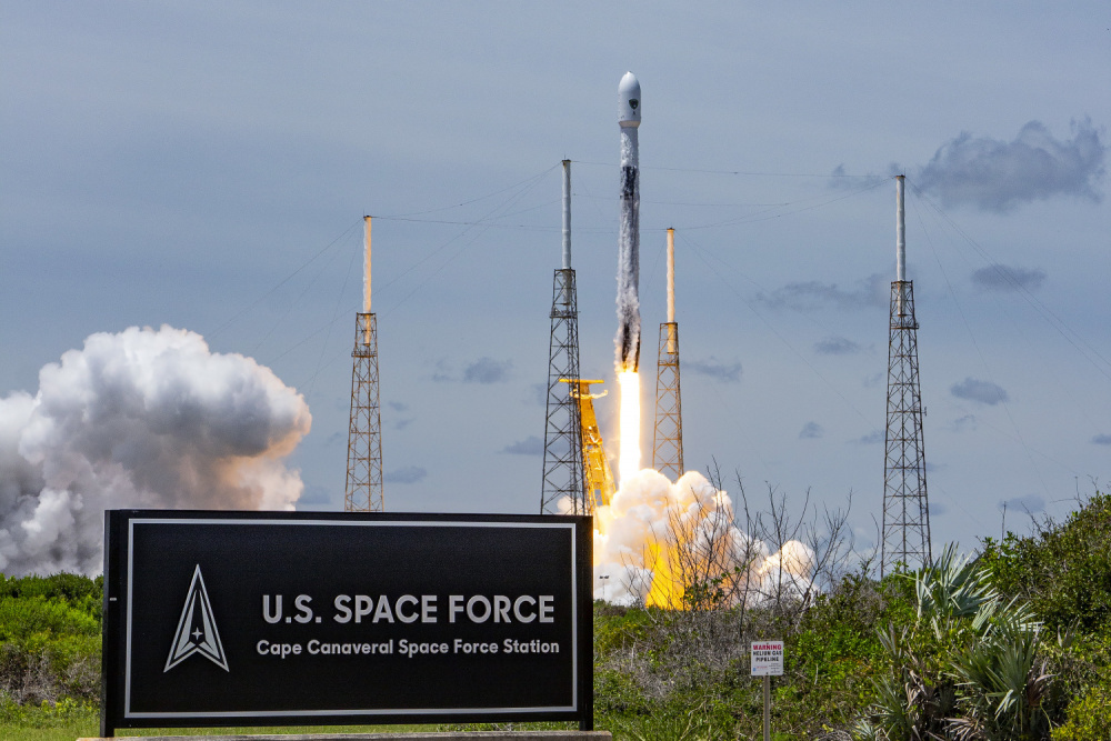 GPS III-5 Launch - DVIDS.jpg