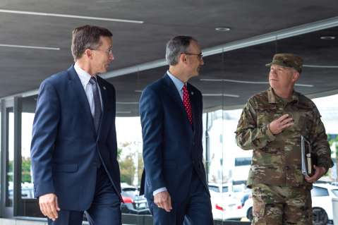 BOT Luncheon with Lt Gen Thompson, 20190613-Bert0112.jpg