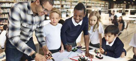 STEM class with children