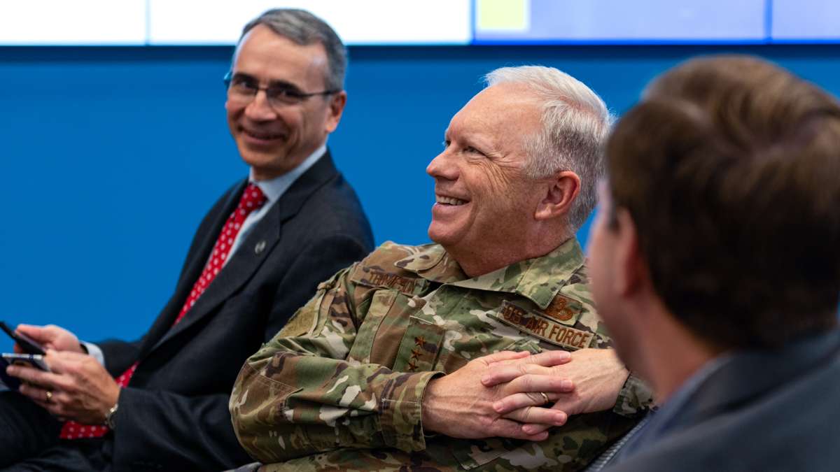 Aerospace President and CEO Steve Isakowitz meets with Gen. John F. Thompson, Commander, Space and Missile Systems Center. [Nov. 8, 2019]