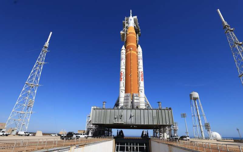 Artemis II on launch pad